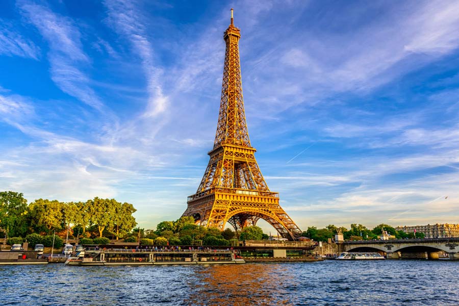 PARIS
